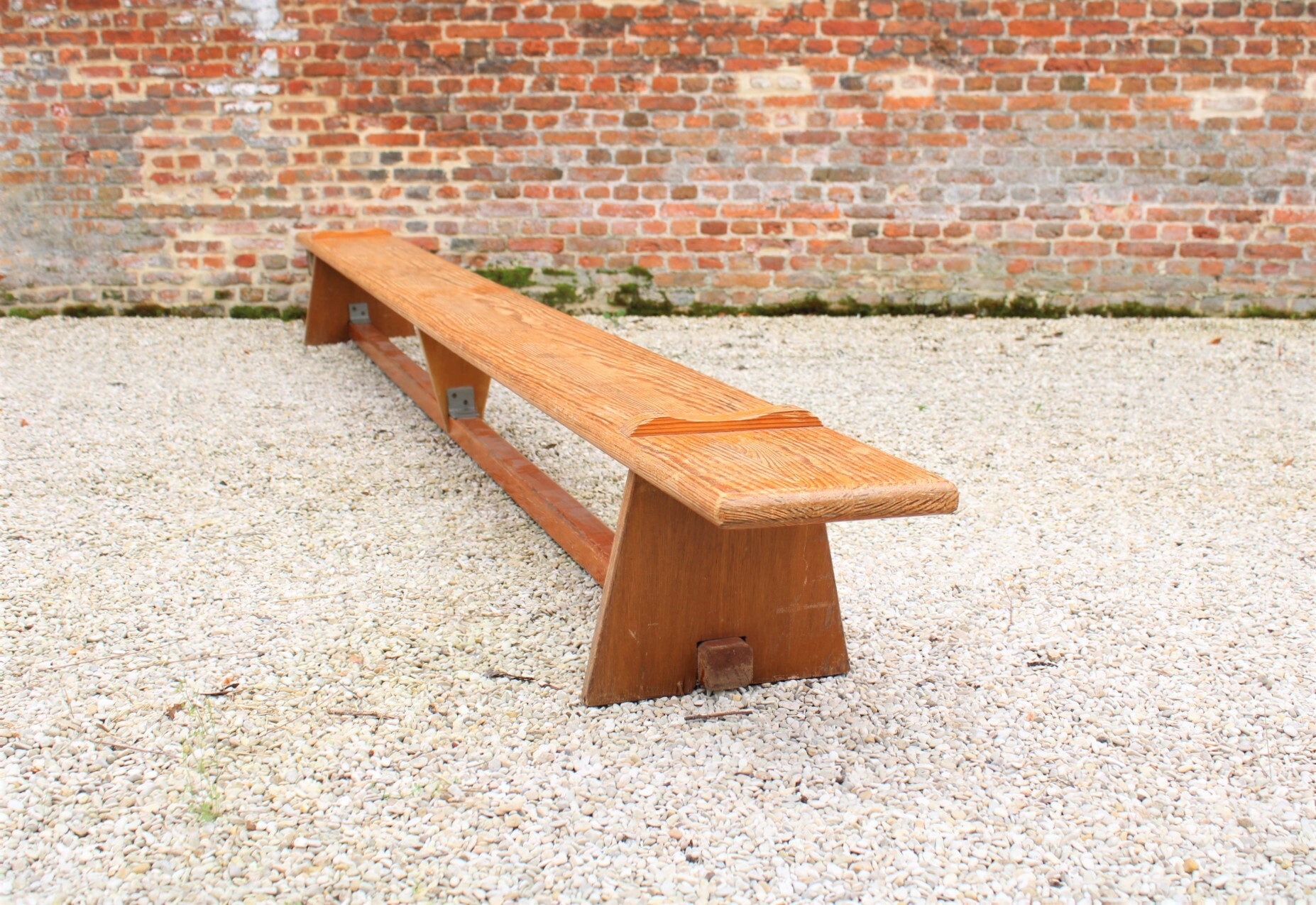 Een vintage Zweedse bank · Het huis van mijn moeder